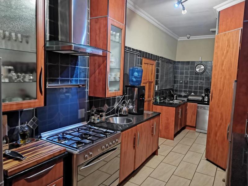 4 Bedroom Property for Sale in Kuruman Northern Cape